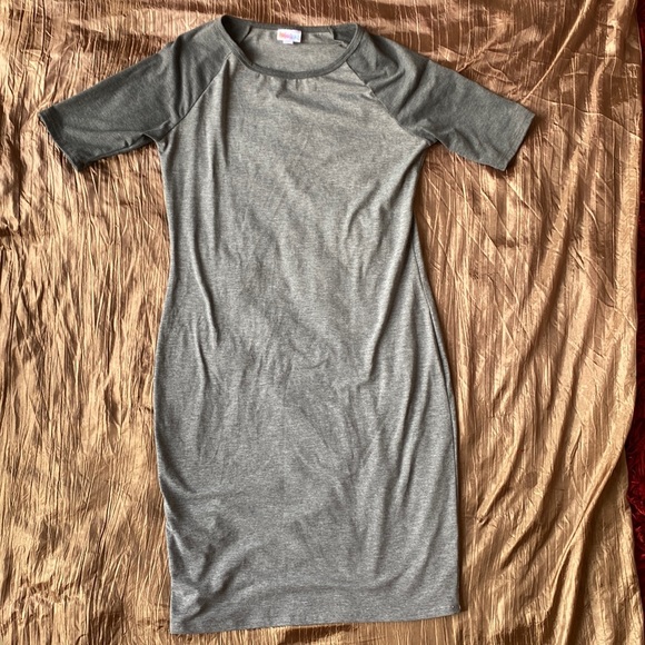LuLaRoe Dresses & Skirts - LulaRoe Julia Dress